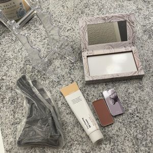 Makeup bundle